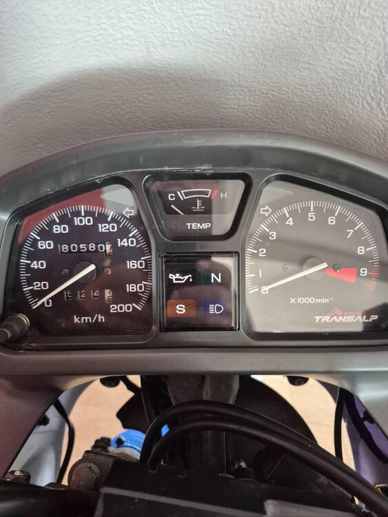 Honda Transalp XL 600V (1997 - 99) (5)