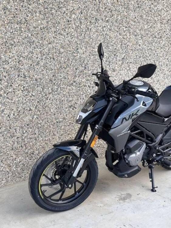 CFMOTO 300NK (2021 - 25) (5)