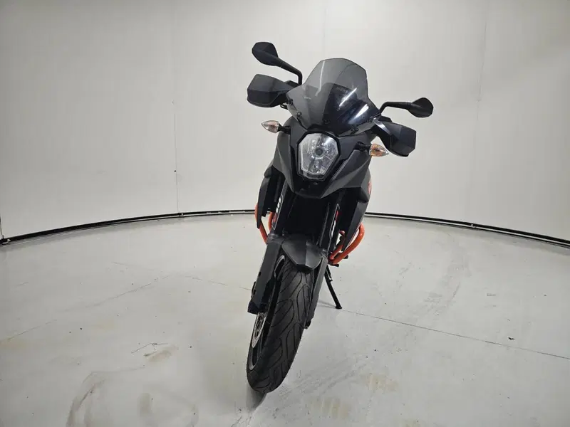 KTM 990 Supermoto T (2009 - 11) (5)