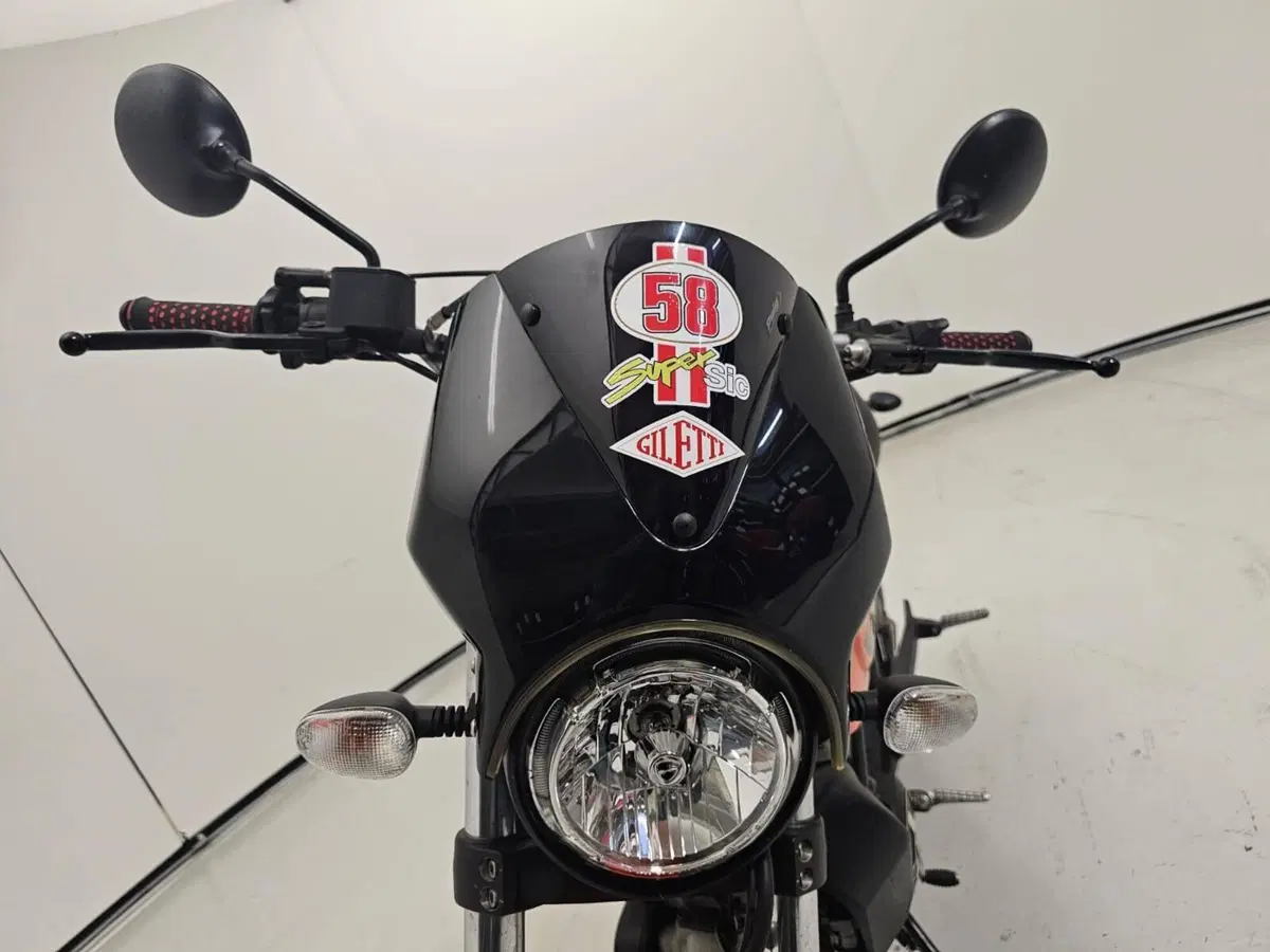 Ducati Scrambler 400 Sixty 2 (2016 - 21) (8)