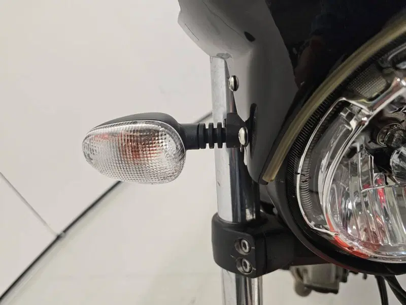 Ducati Scrambler 400 Sixty 2 (2016 - 21) (11)