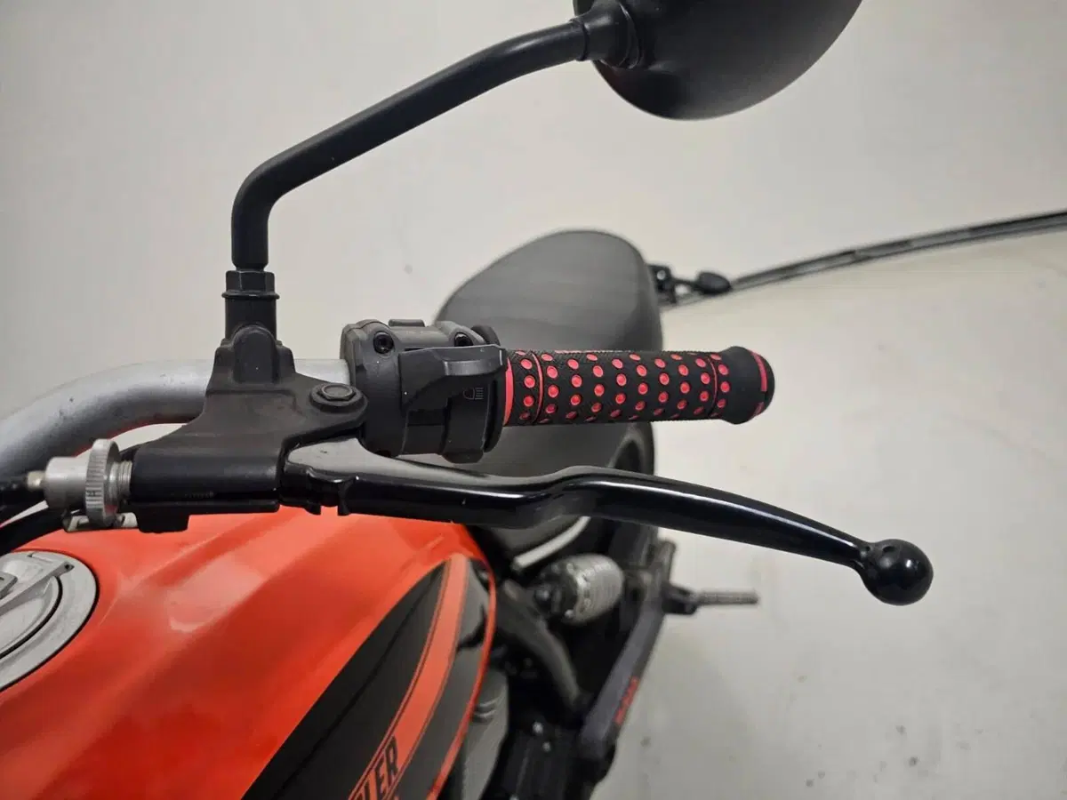 Ducati Scrambler 400 Sixty 2 (2016 - 21) (10)