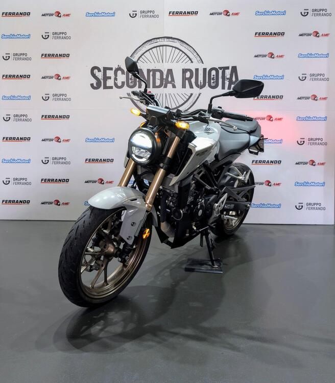 Honda CB 125 R (2021 - 23) (4)
