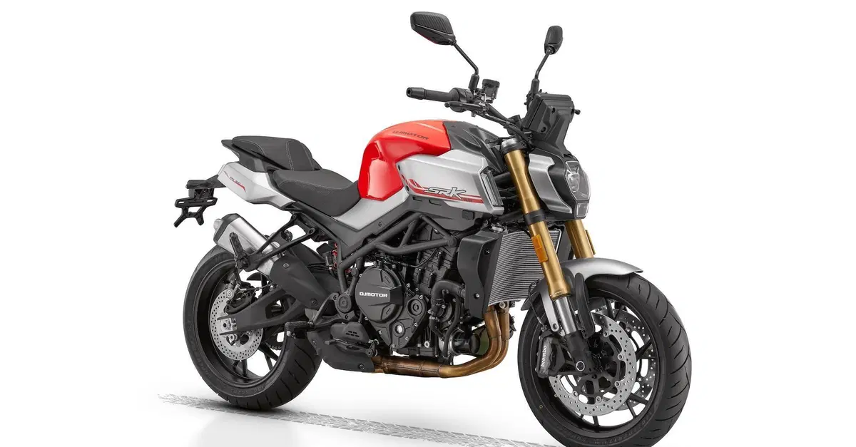 QJMotor SRK 900: cresce in tutto