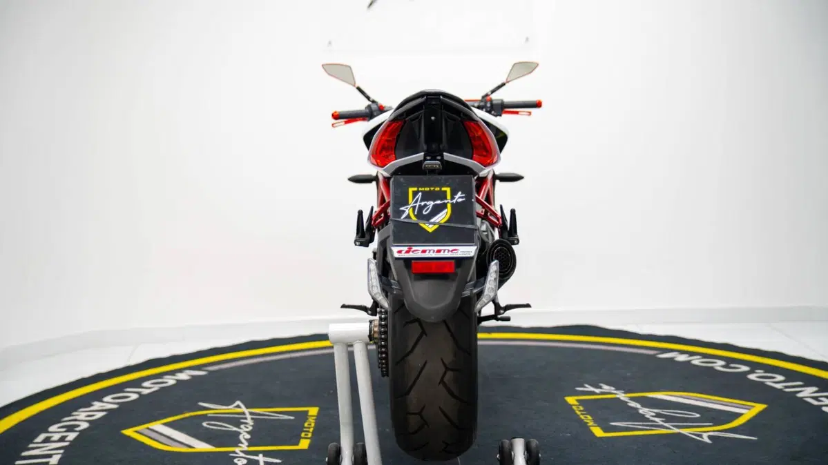MV Agusta Brutale 800 RR (2015 - 16) (5)