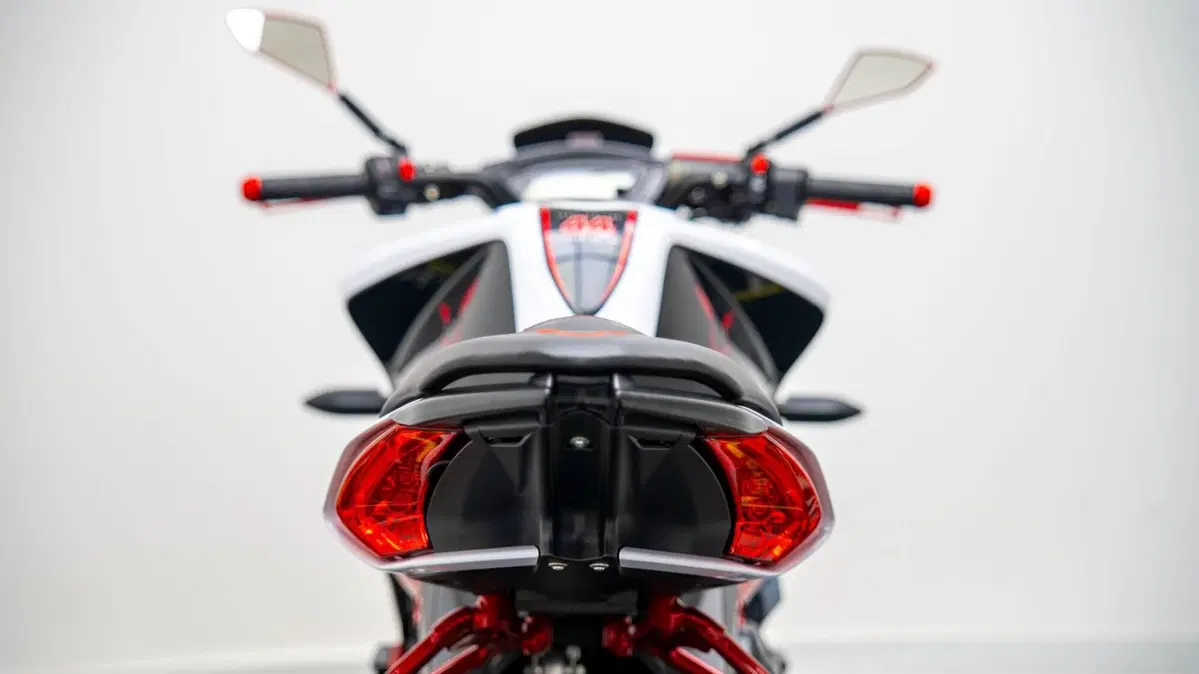 MV Agusta Brutale 800 RR (2015 - 16) (20)