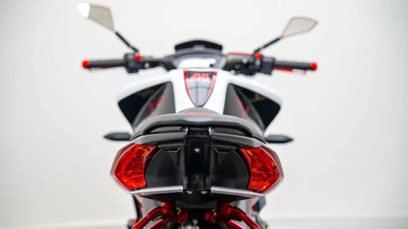 MV Agusta Brutale 800 RR (2015 - 16) (20)