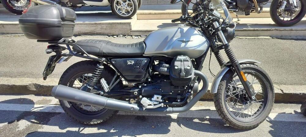 Moto Guzzi V7 III Rough (2018 - 20)