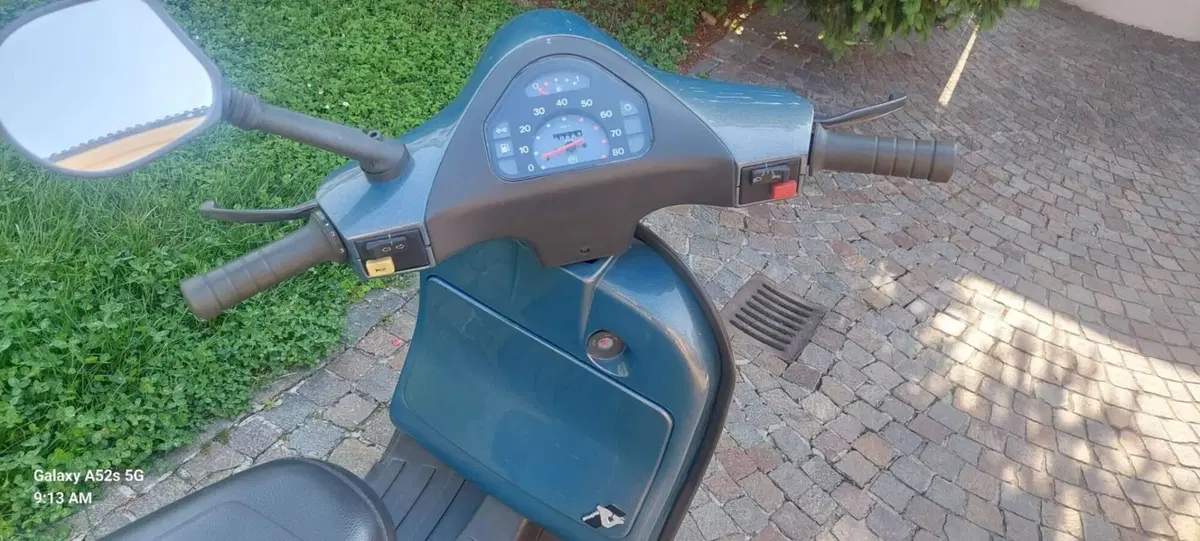 Piaggio Vespa 50 PK (3)