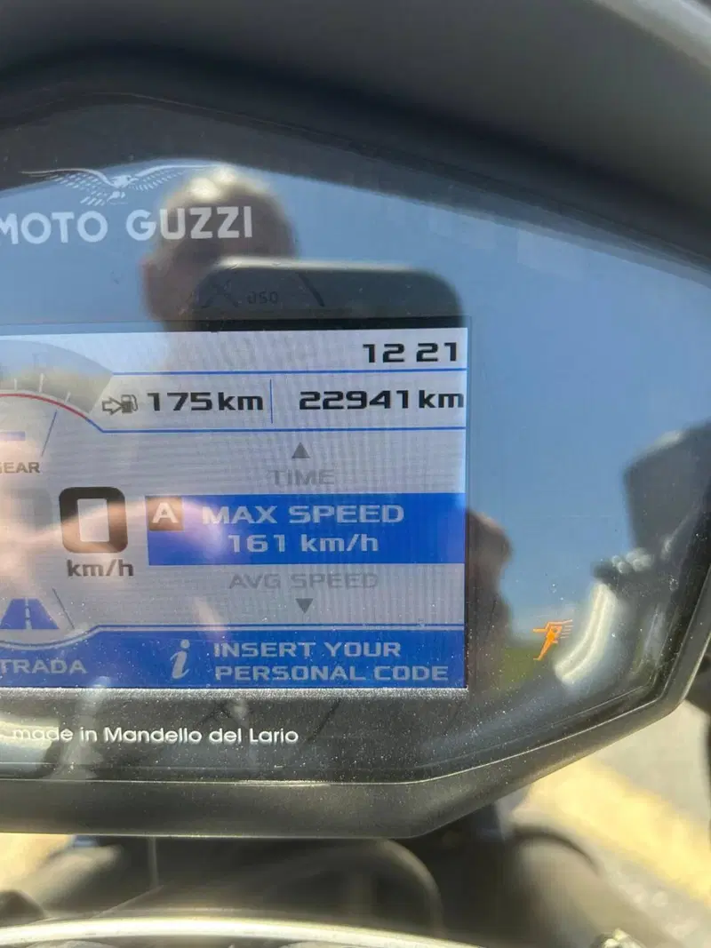 Moto Guzzi V85 TT (2019 - 20) (7)