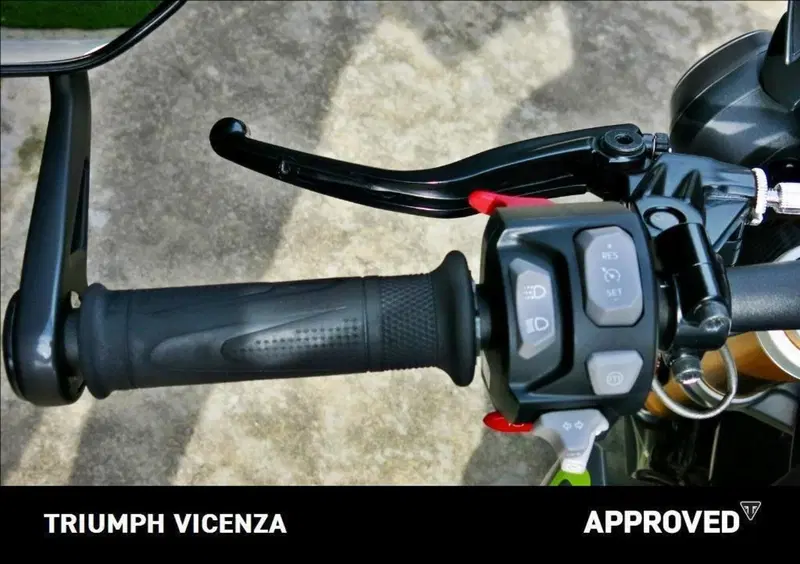 Triumph Speed Triple 1200 RS (2021 - 24) (15)