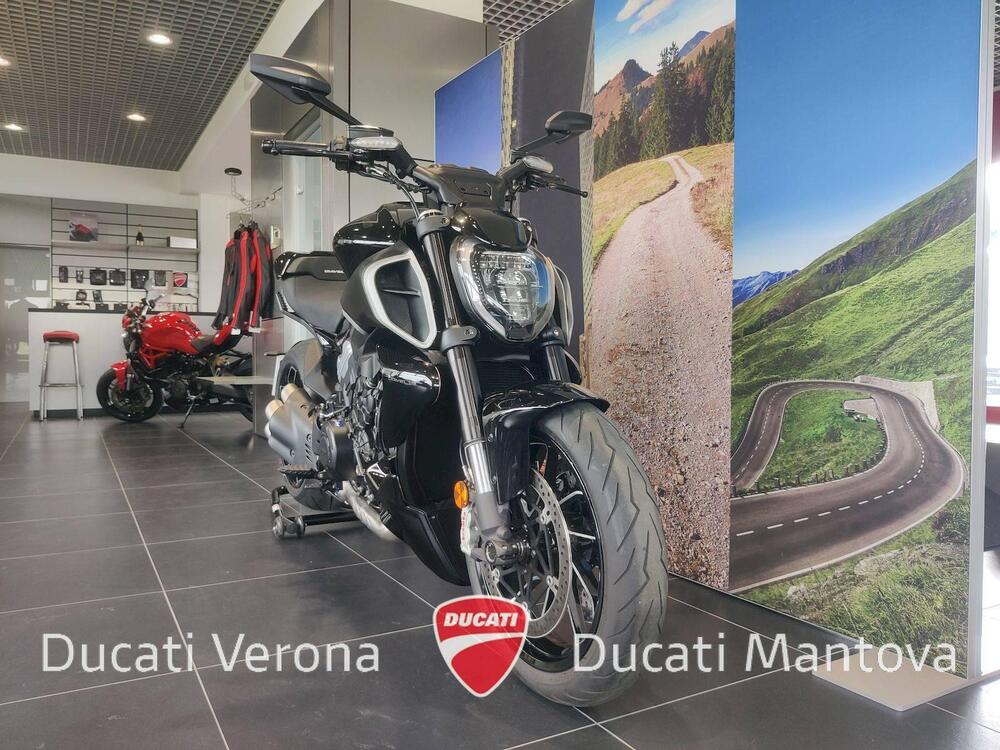 Ducati Diavel V4 (2023 - 25) (4)