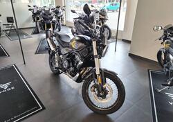 Voge Trofeo 525ACX Scrambler (2023 - 25) usata