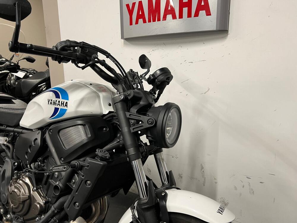 Yamaha XSR 700 (2022 - 25) (2)