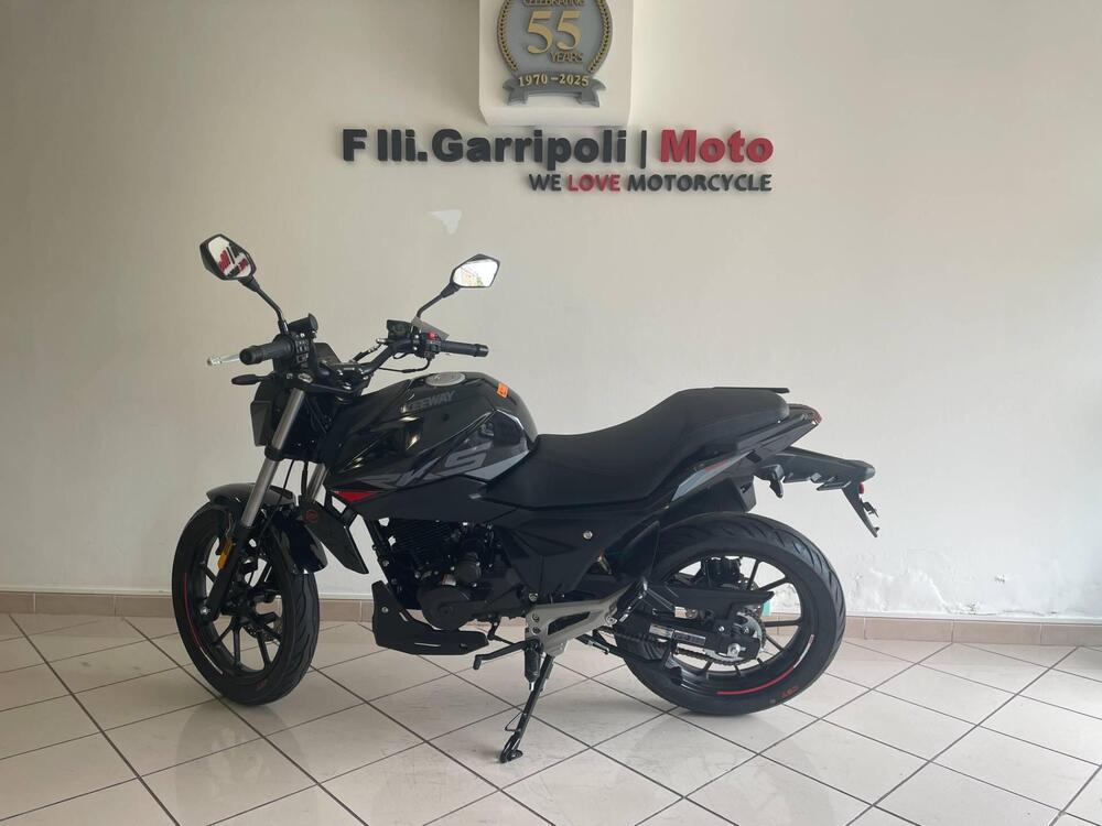 Keeway Motor RKS 125 (2025)