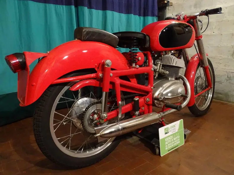 C.M. 250 SS  Milano-Taranto (3)
