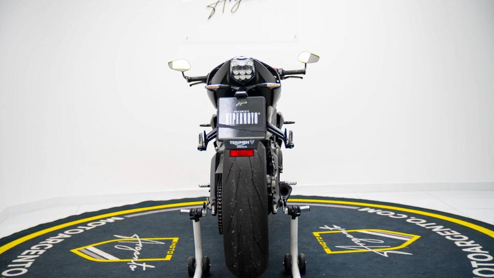 Triumph Street Triple RS (2020 - 22) (4)