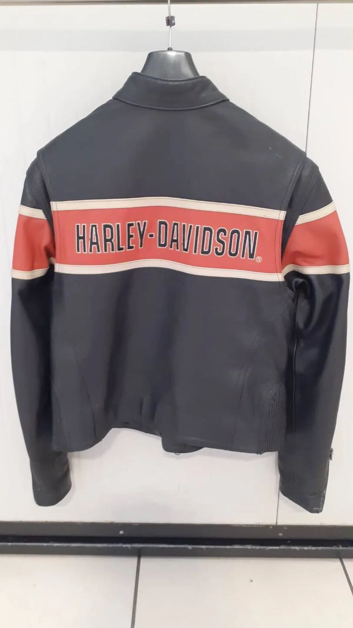 Giubbotto donna in pelle Harley-Davidson (2)