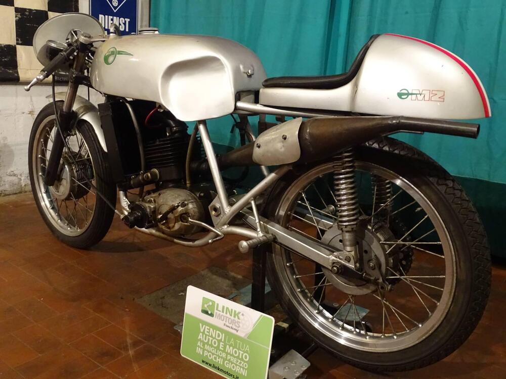 Mz 125 RE Competizione (2)