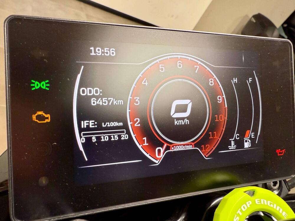 CFMOTO 650NK (2021 - 24) (5)