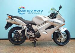 Honda VFR 800 (2002 - 05) usata