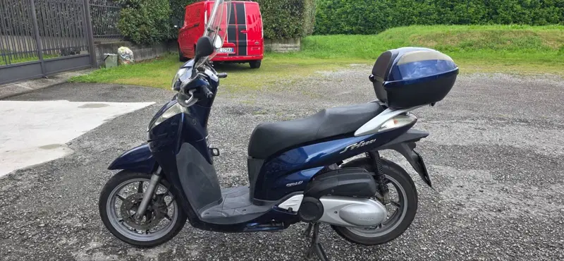 Honda SH 300 i (2006 - 10) (3)