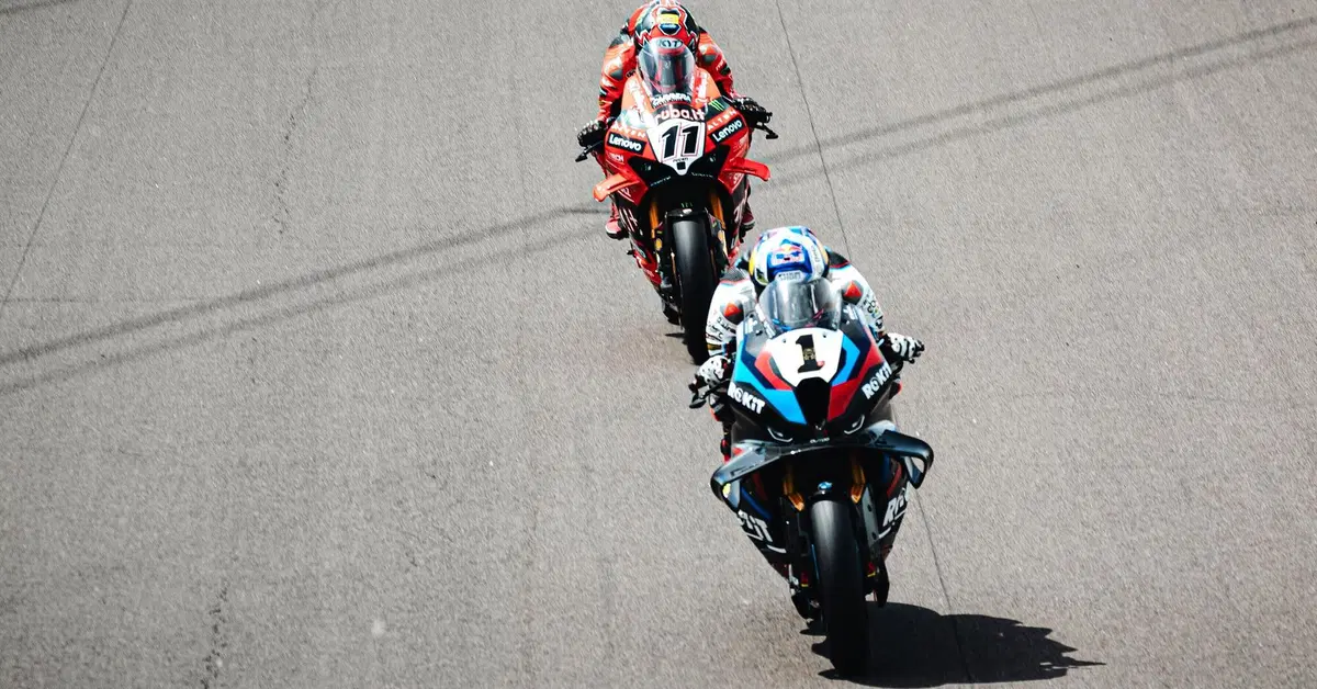 DopoGP SBK Repubblica Ceca: Toprak Razgatlioglu e Nicol&ograve; Bulega fanno un altro sport? Intanto Pirelli lascia! [VIDEO]