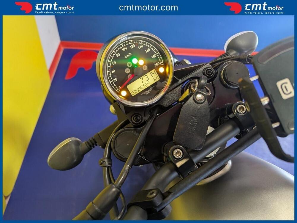Moto Guzzi V7 III Rough (2018 - 20) (5)