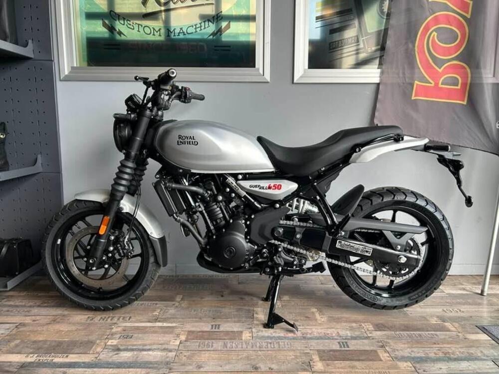 Royal Enfield Guerrilla 450 (2024 - 25) (2)