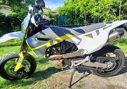 Husqvarna 701 Supermoto (2022) usata
