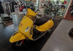 Vespa GTS 300 (2017 - 18) usata