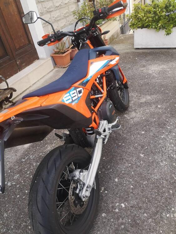 KTM 690 SMC R (2023 - 25)