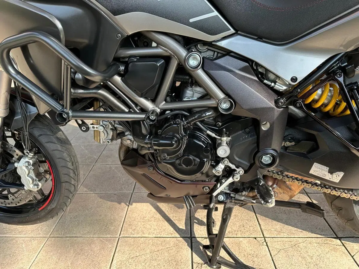 Ducati Multistrada 1200 S Granturismo (2013 - 14) (16)