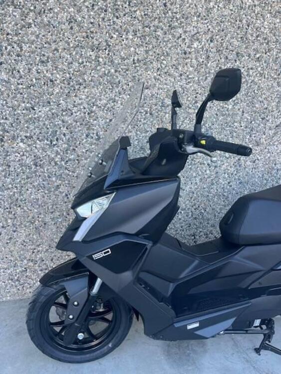 Kymco Dink R 150 Tunnel (2023 - 25) (3)
