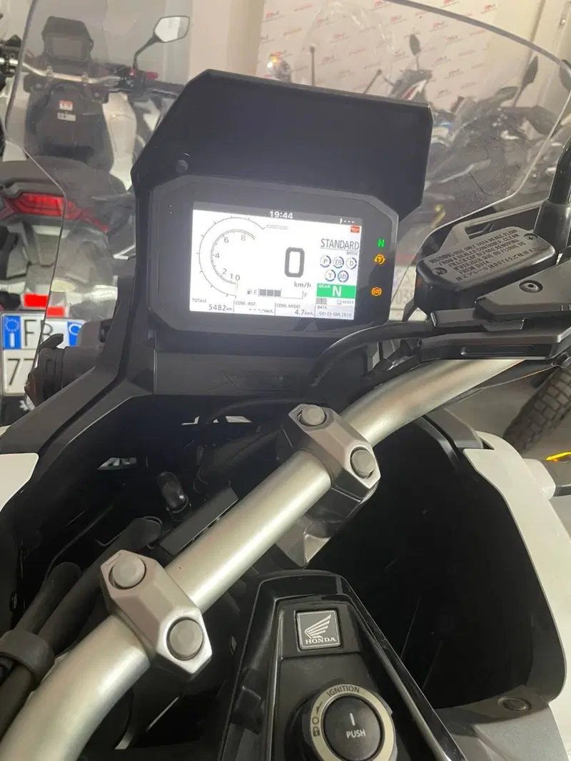 Honda X-ADV 750 DCT (2021 - 24) (6)