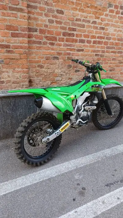Kawasaki KX 250 F (2020) usata