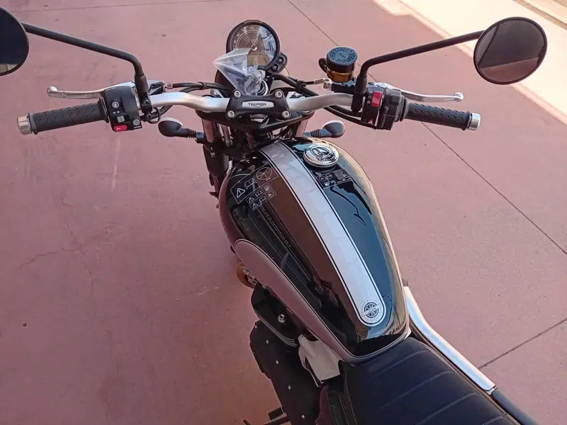 Triumph Scrambler 900 Icon Edition (2025 - 26) (13)