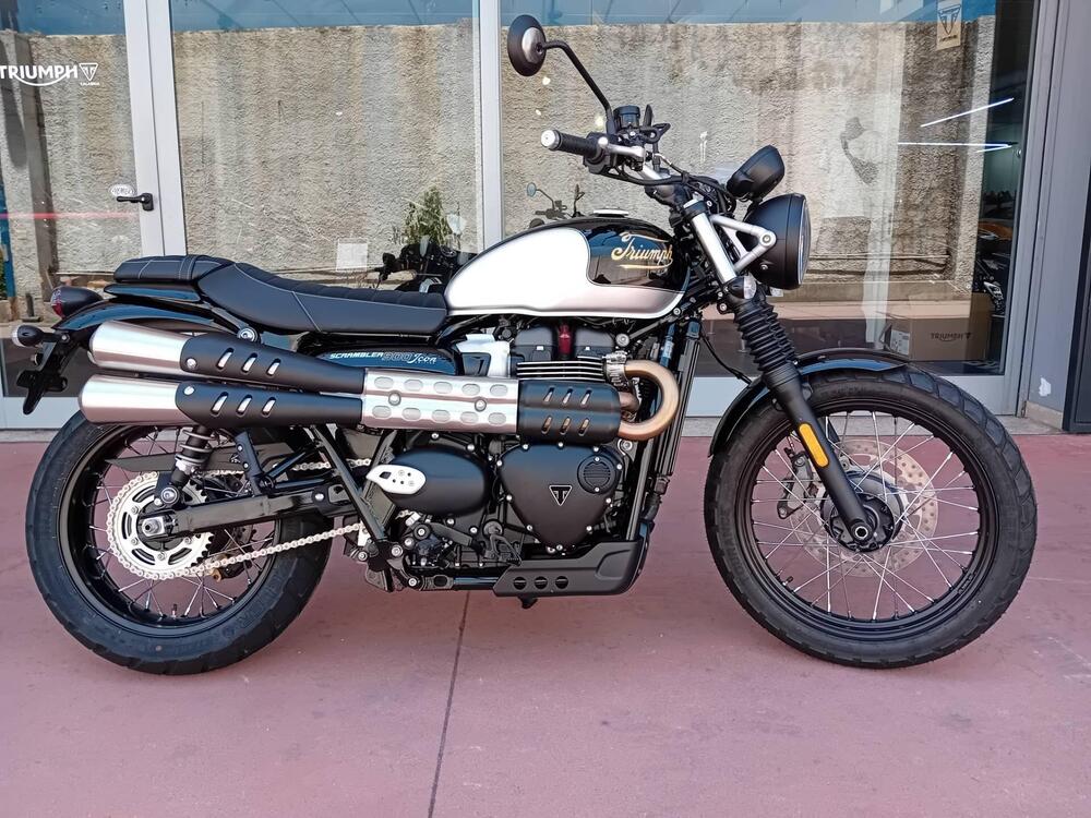 Triumph Scrambler 900 Icon Edition (2025) (2)