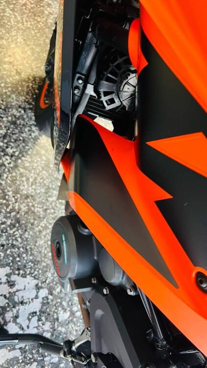 KTM RC 390 (2022 - 25) (5)