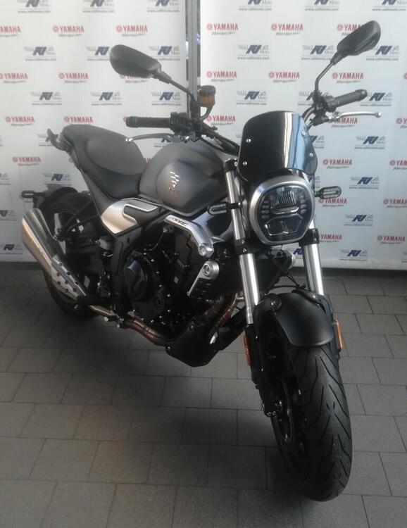 Voge Trofeo 500AC (2022 - 25) (4)