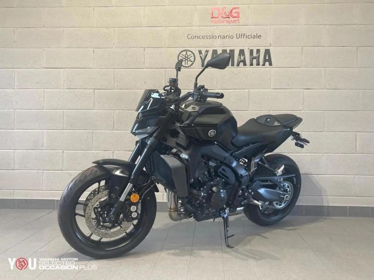 Yamaha MT-09 Y-AMT (2024 - 26) (3)