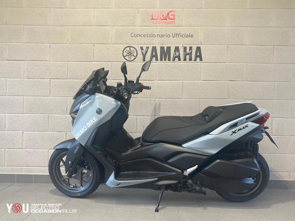 Yamaha X-Max 300 Tech Max+ (2025) (4)