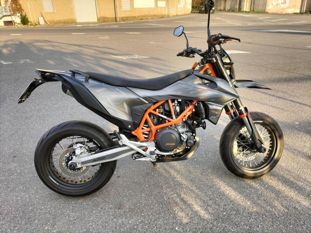 KTM 690 SMC R (2021 - 22)