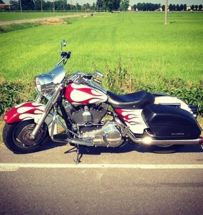 Harley-Davidson 1450 Road King Custom (2005 - 06) - FLHRS