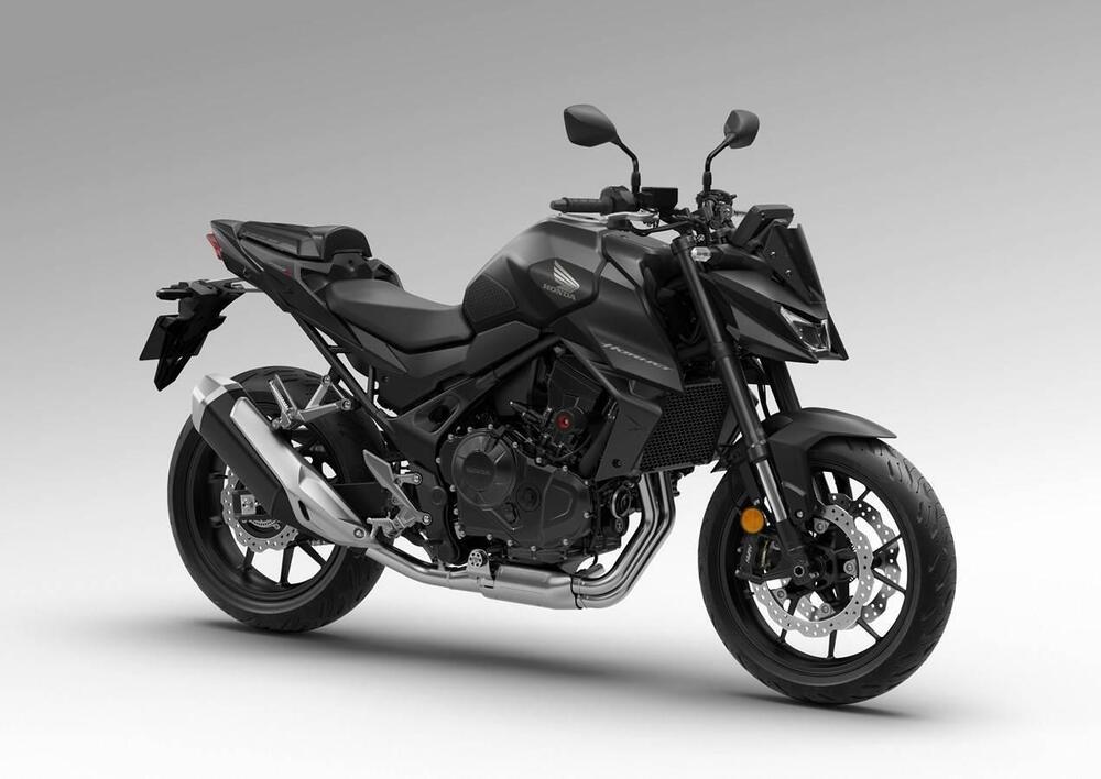 Honda CB 750 Hornet (2025) (5)