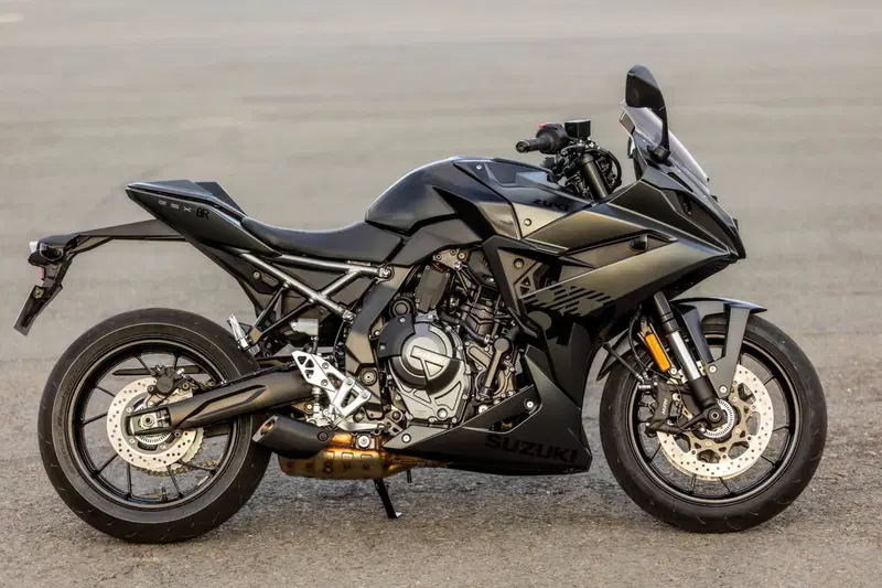 Suzuki GSX-8R (2024 - 26) (2)