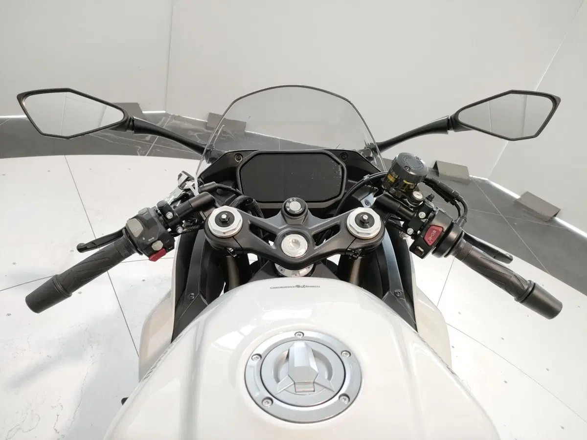 Benelli Tornado 550 (2025 - 26) (19)