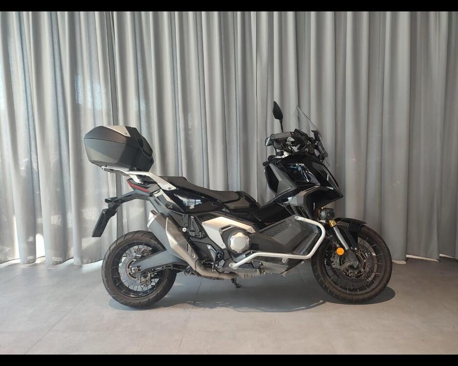 Honda X-ADV 750 DCT Travel (2021 - 24) (4)