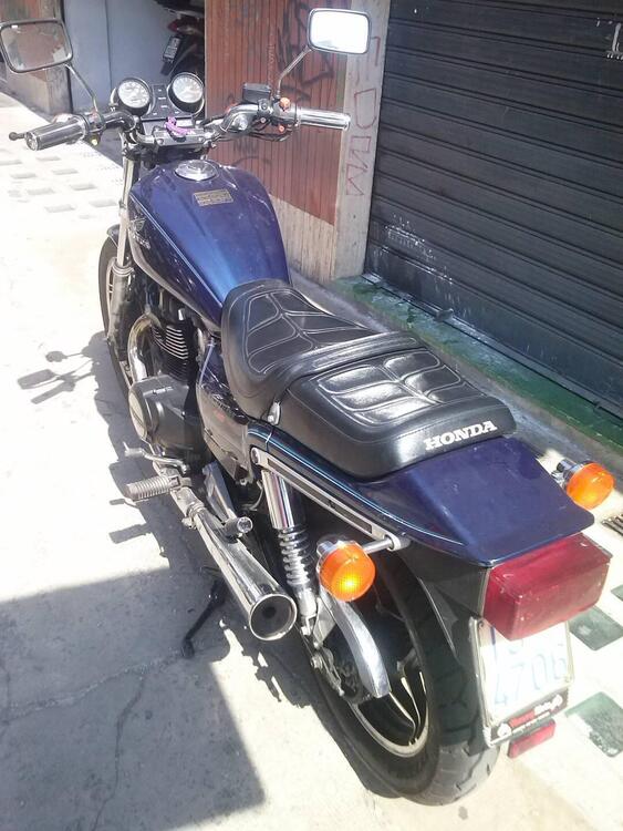 Honda CB 450 Nighthawk (4)