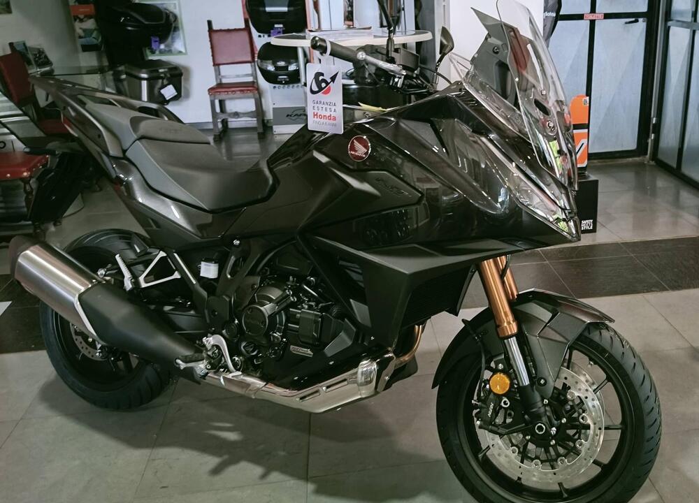 Honda NT 1100 DCT Electronic Suspension (2025)